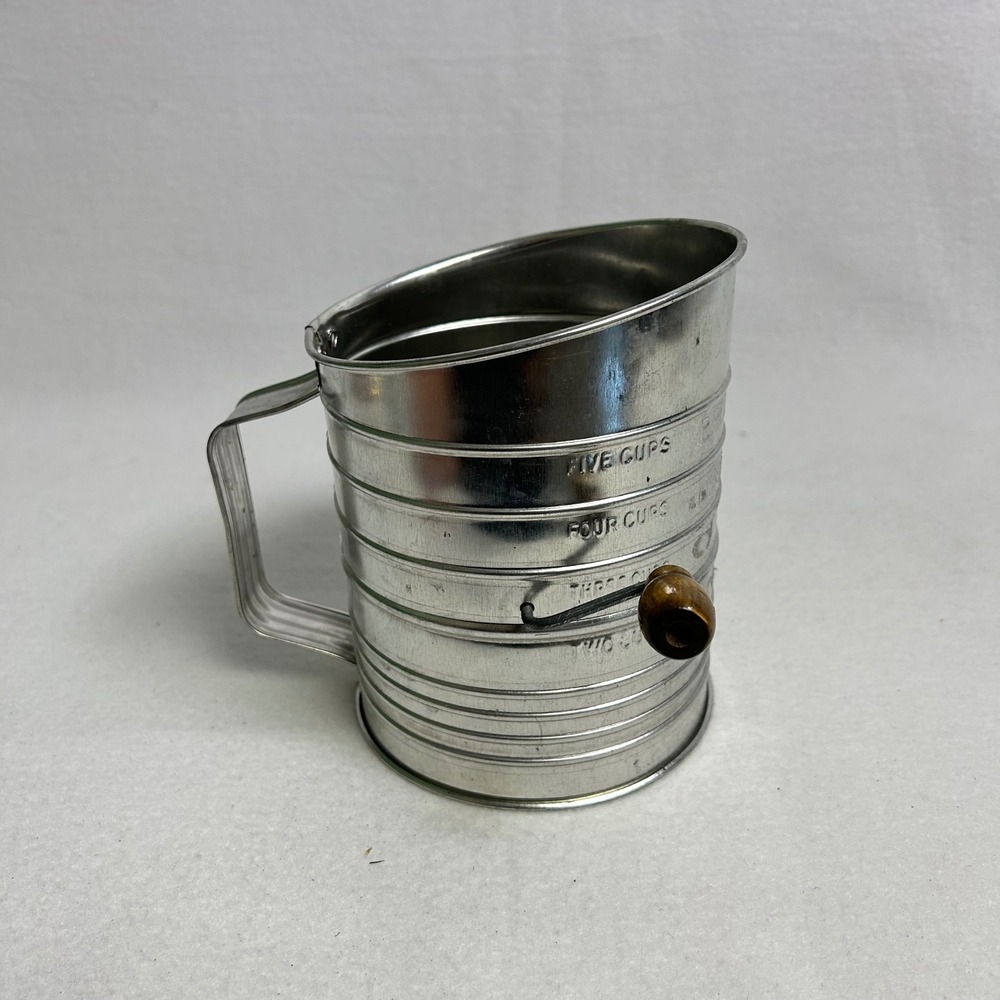 Farmhouse Bromwell's Unisex‎ OS Silver Vintage 5 Cup Measuring Flour Sifter Tin
